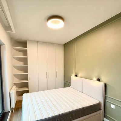 Alquiler de un elegante apartamento amueblado de 3 habitaciones, 60 m², Mokotów, Varsovia, Polonia